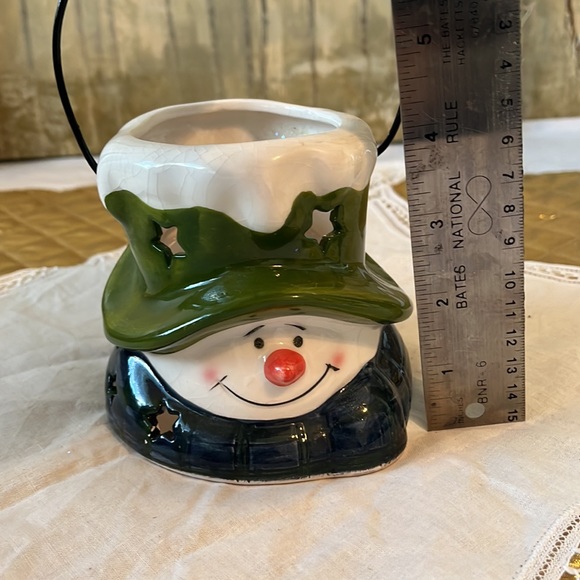 Ceramic tea light candle snowman with handle - Picture 5 of 5